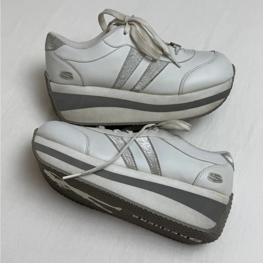 Vintage Y2K Platform Skechers Silver & White Heart Charms Size 9 Retro 90’s
